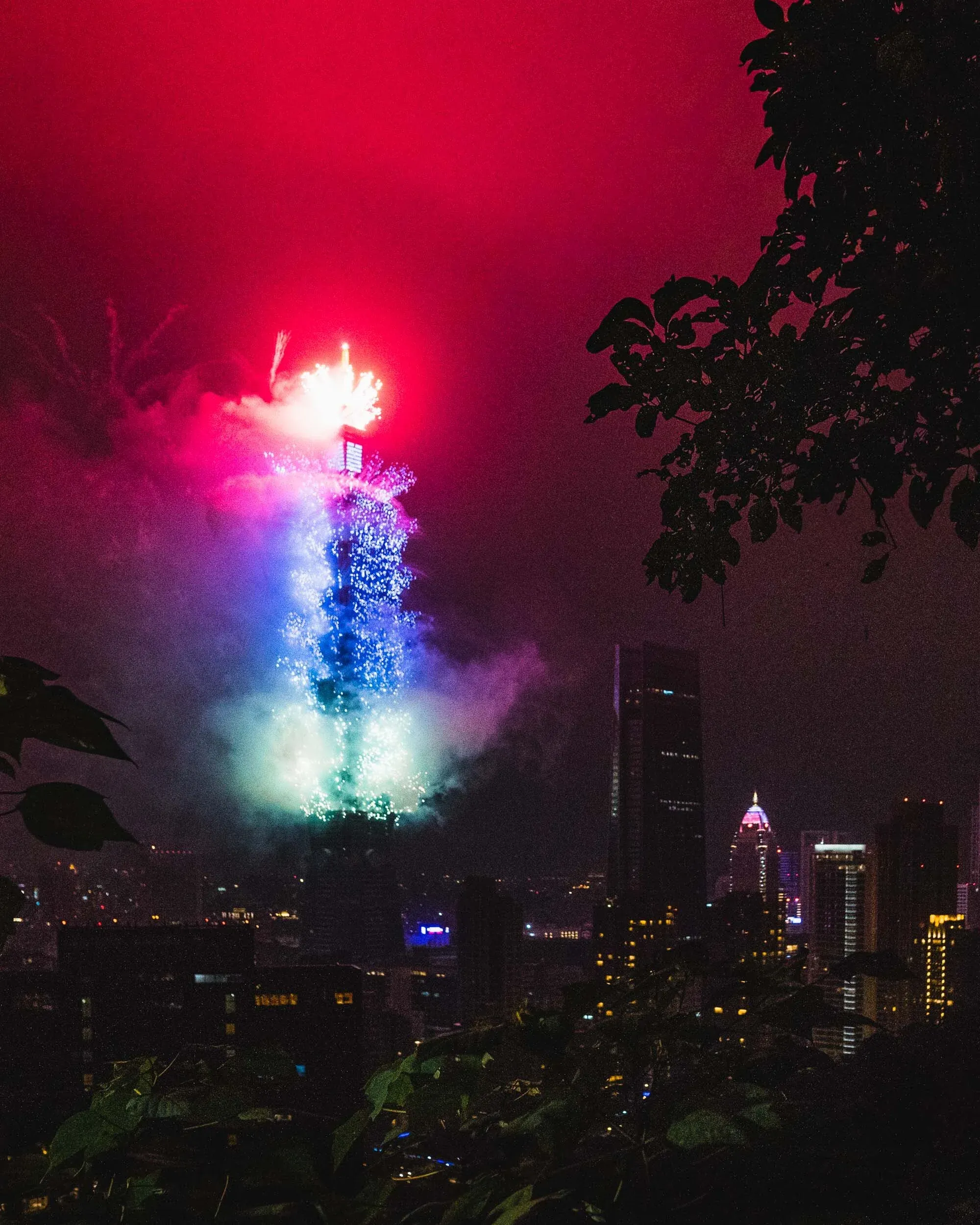 We climbed up Elephant mountain ~½ way up as we realized we weren’t the only ones with it in mind for a good view of the show. Being tall came in handy.
