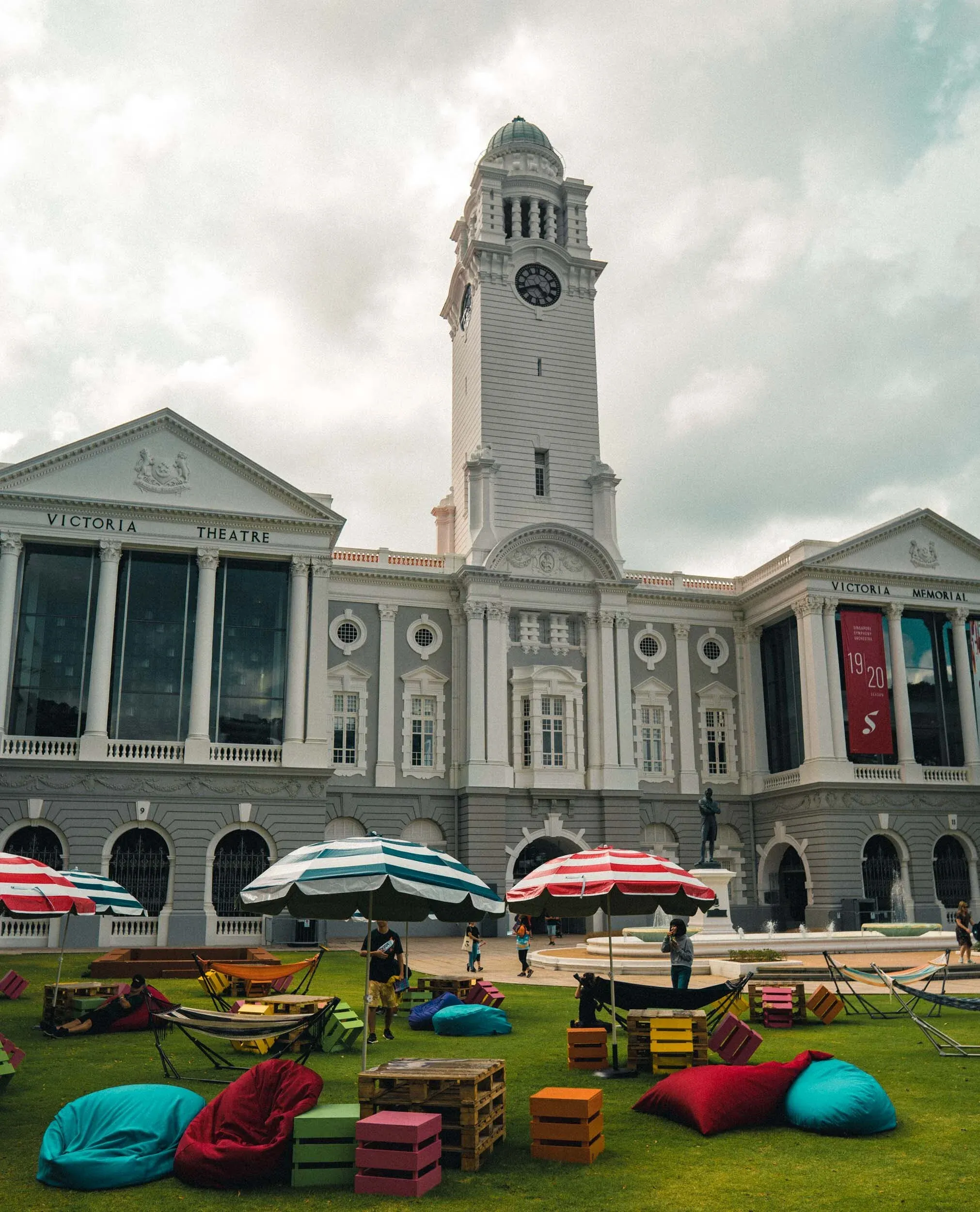 On the first weekend before classes began we explored the downtown and ran into an outdoor concert in front of the Victoria Theatre and Concert Hall.